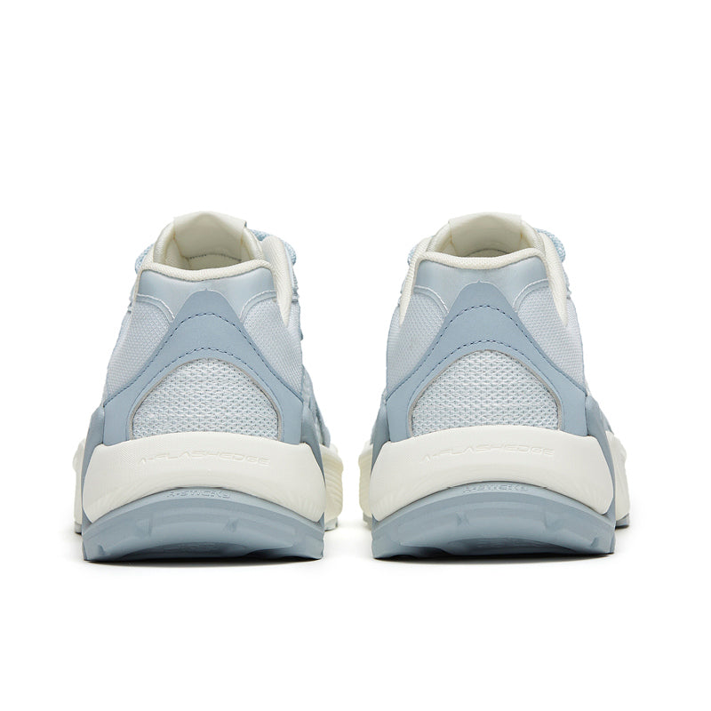 CASUAL SHOES