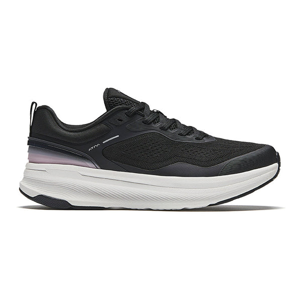 CROSS TRAINING SHOES