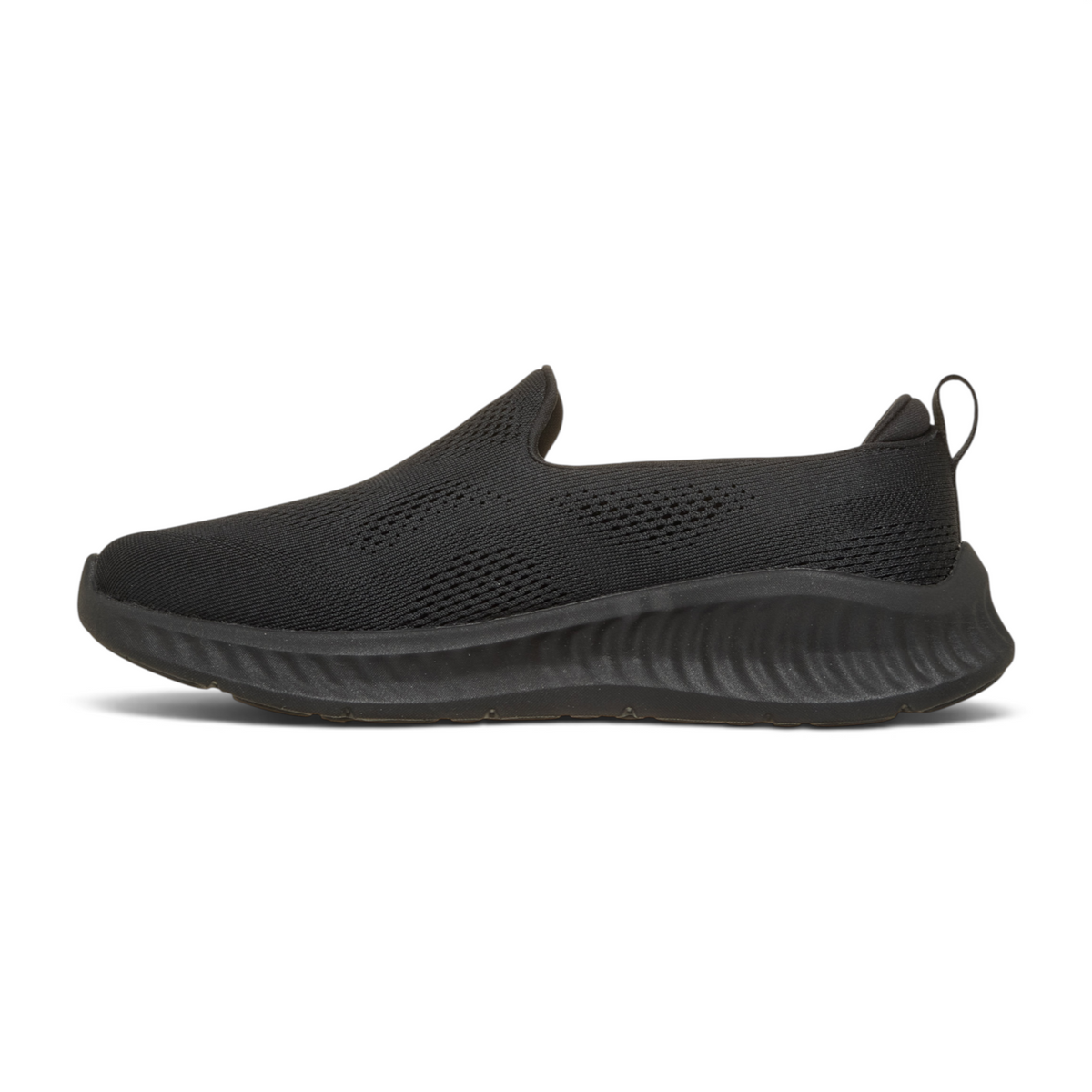 FRG GO WALK NOW - ELIANA slip-on walking shoe in black with a breathable mesh upper and cushioned sole