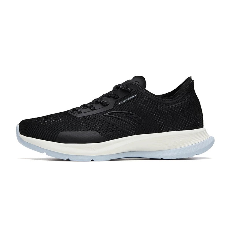 RUNNING SHOES