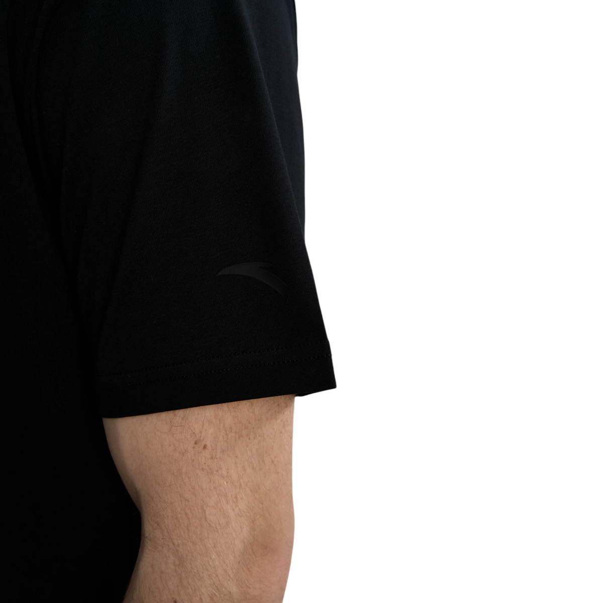 ANTA SS TEE BLACK