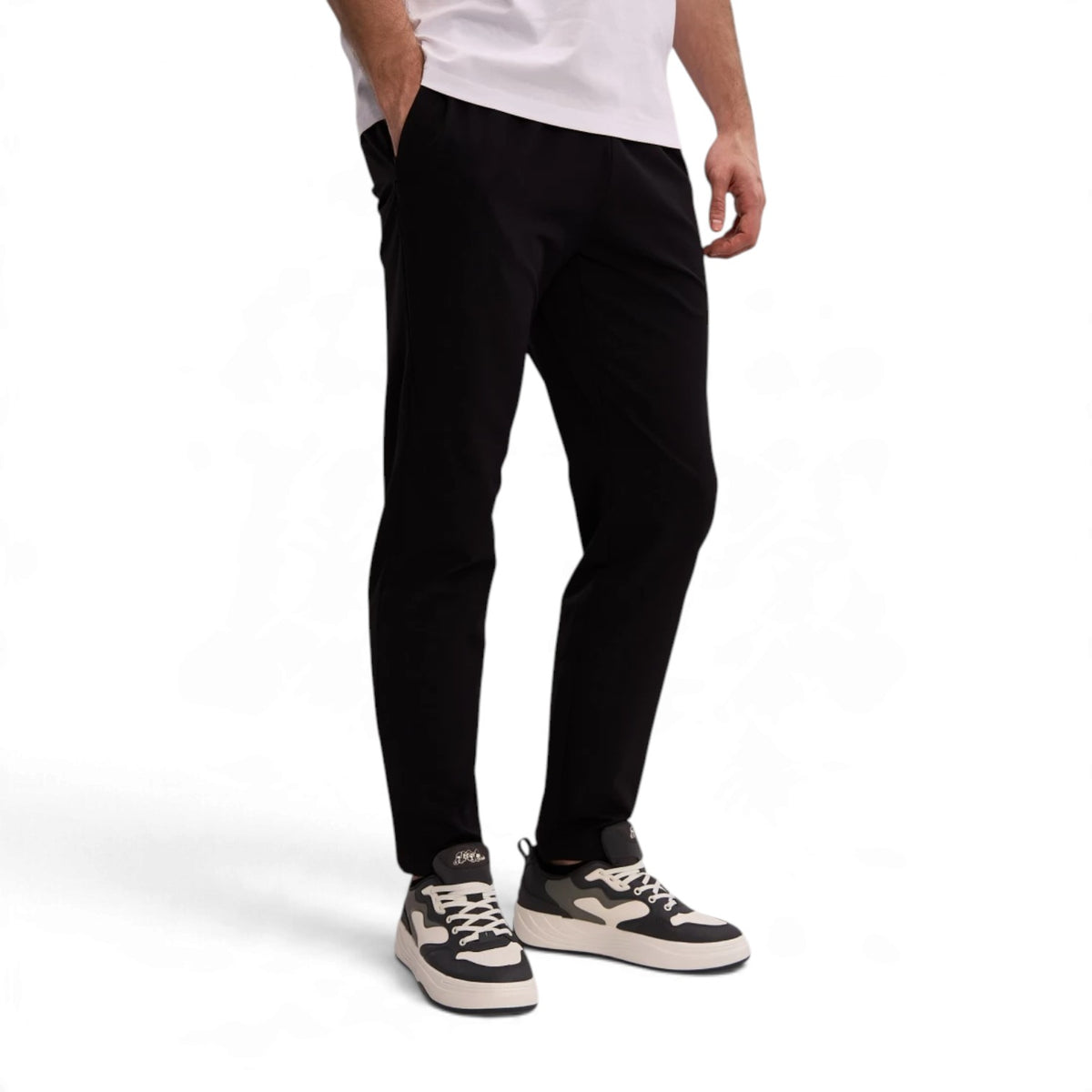 ANTA Men’s TRN Training Pants in Black – product view 2