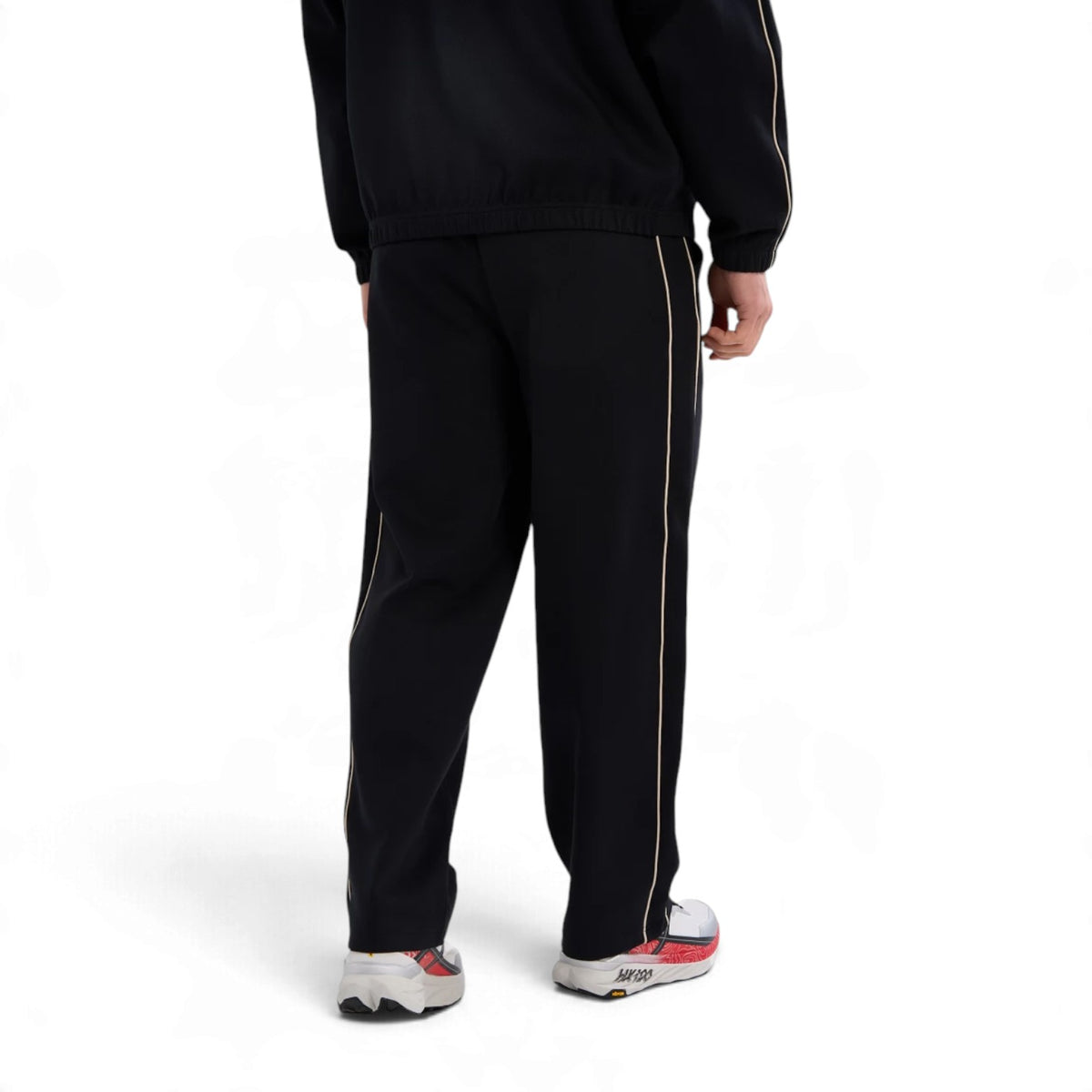 ANTA Men’s SPORTS CLUB Knit Track Pants in Black – product view 5