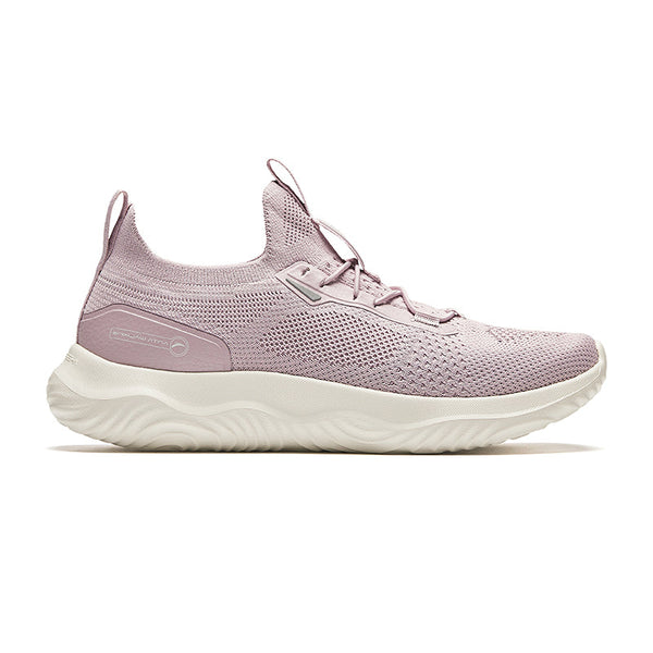 CROSS-TRAINING SHOES