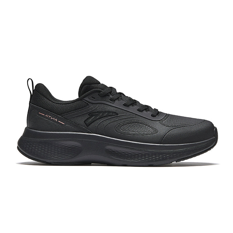 CROSS TRAINING SHOES
