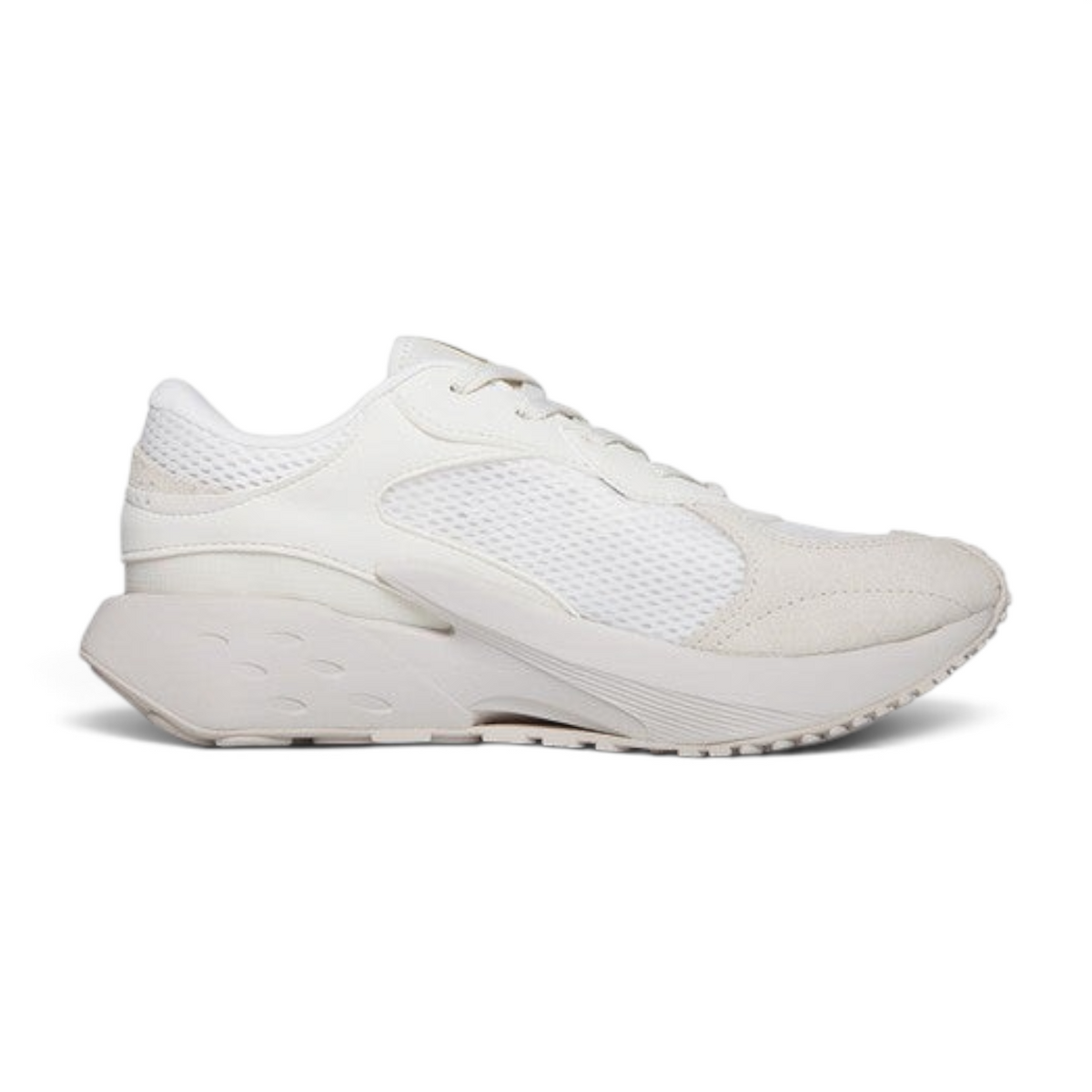 FRG ANTA Heritage casual sneakers in grey and beige featuring breathable mesh, cow suede, and a cushioned midsole.