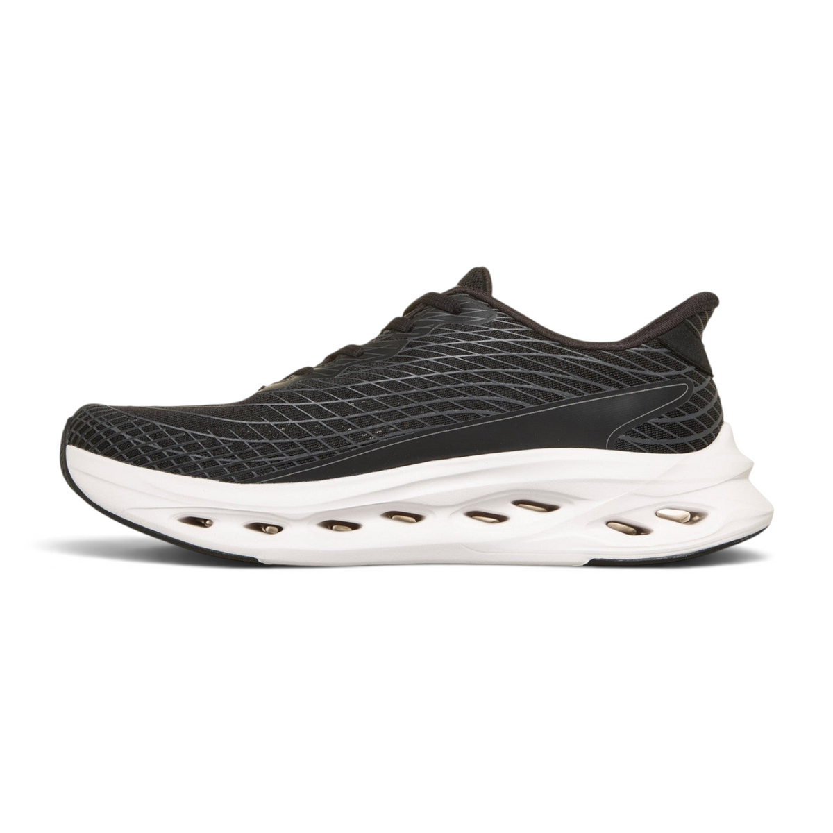 FRG Skechers Max Cushioning Glide-Step performance shoe in black and white with 3D-print monomesh upper