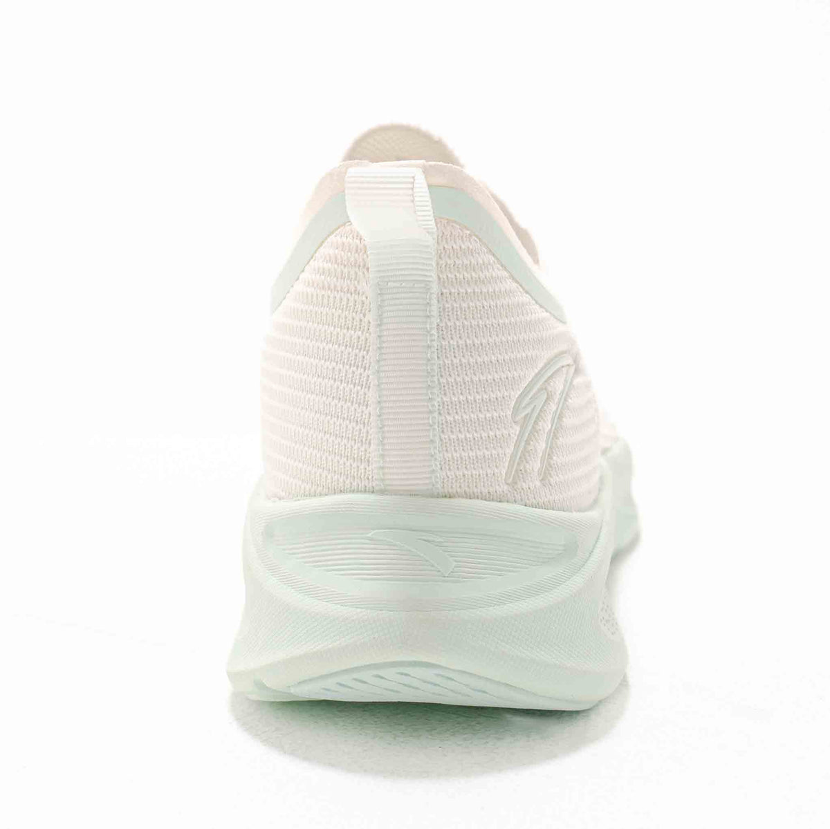 RUNNING SHOES