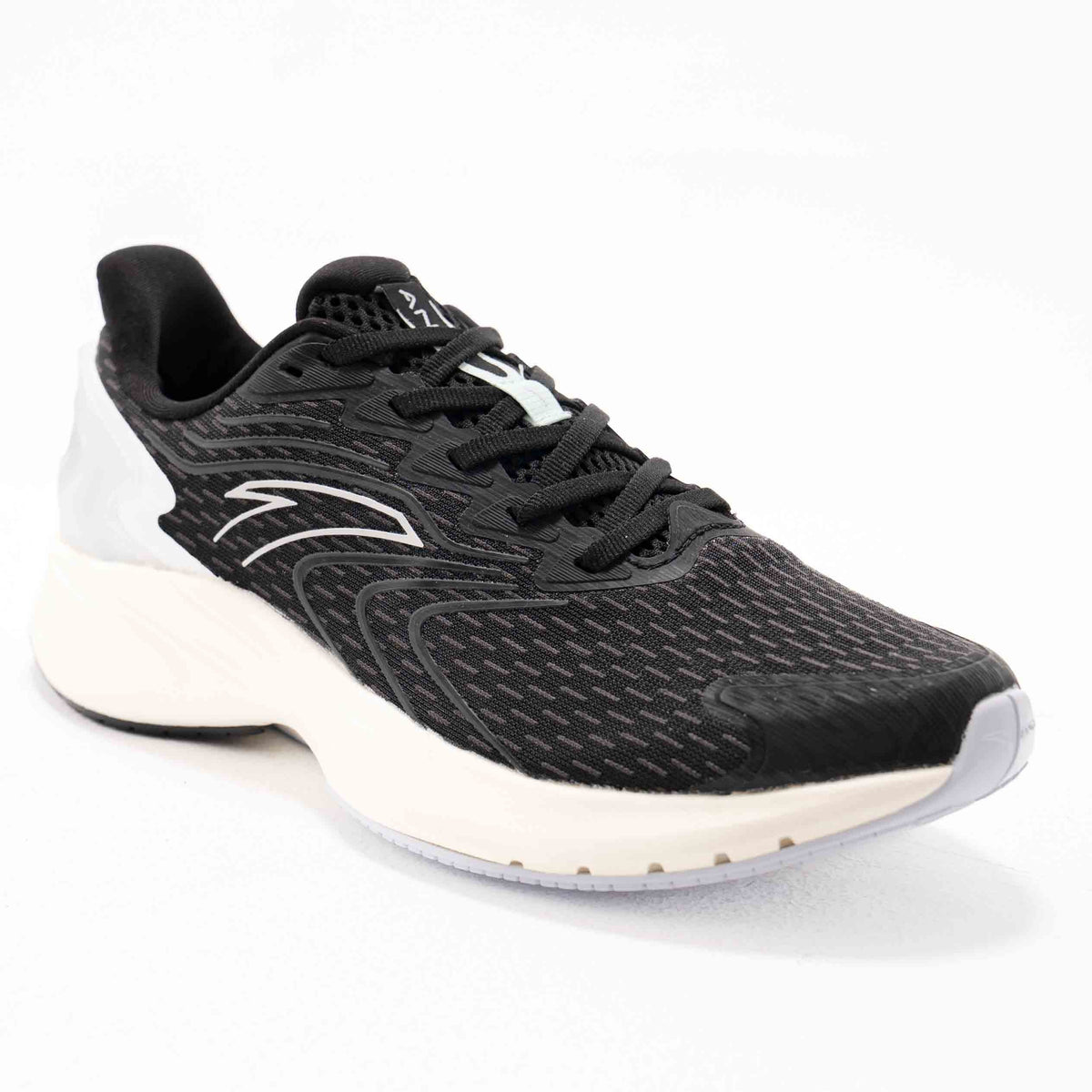 RUNNING SHOES