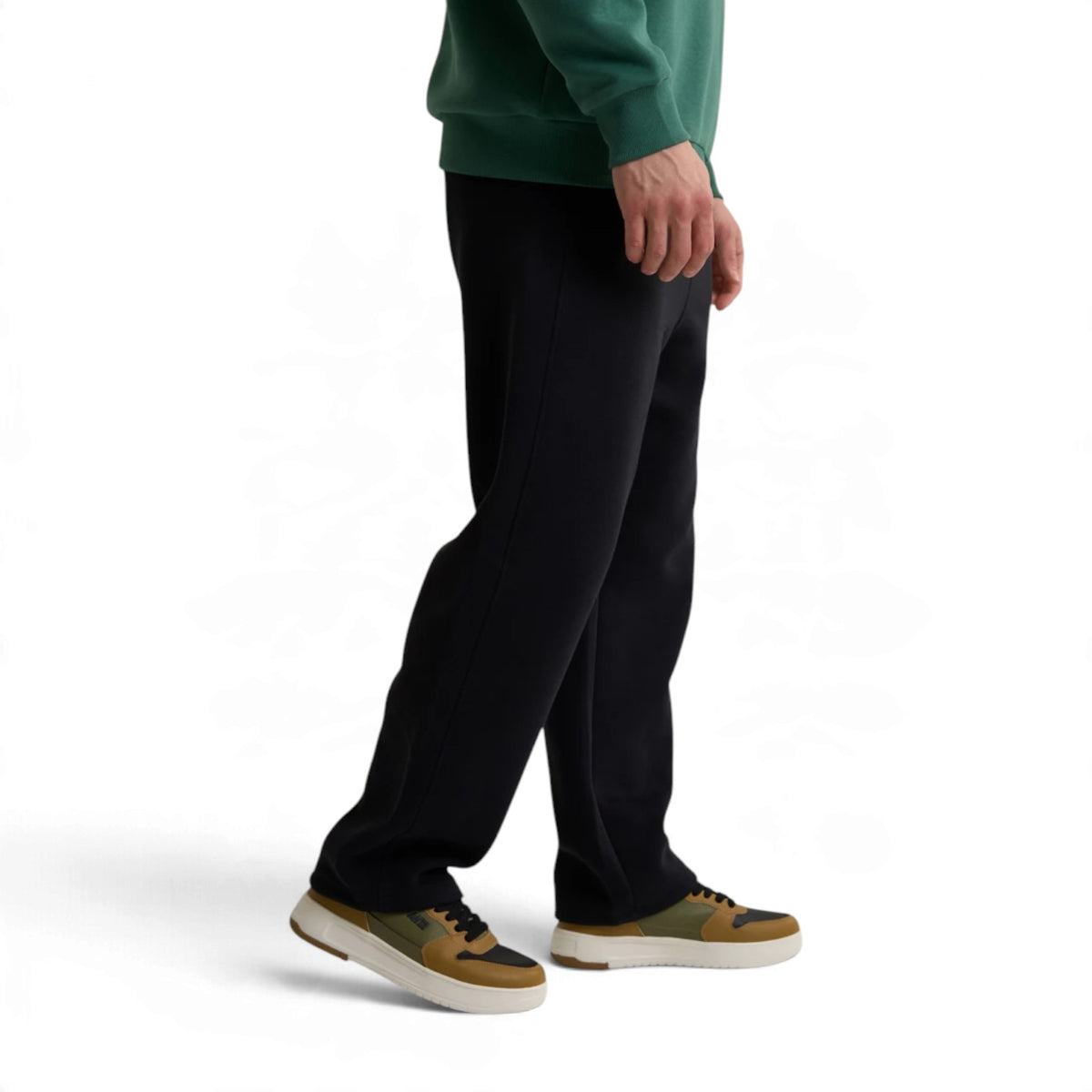 ANTA Men’s SPORTS CLUB Knit Track Pants in Black – product view 4