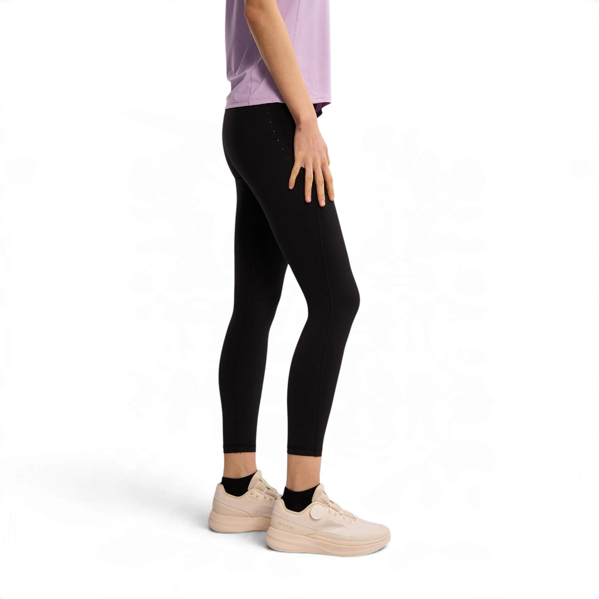 ANTA Women’s Running Tights in Black – product view 4