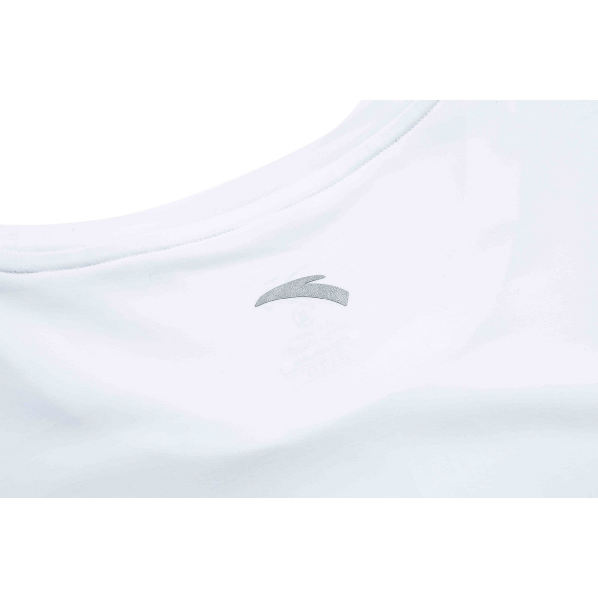 FRG ANTA A-Chill Touch running T-shirt in pure white with a reflective logo detail on the inner neckline.